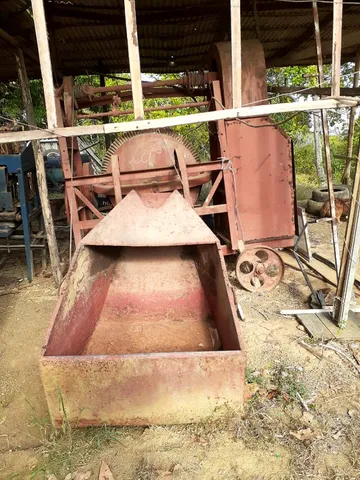 Maquina de Bloco e Betoreira de 400lt! Urgente