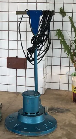 Enceradeira Industrial Cleaner CL500 220V 745W