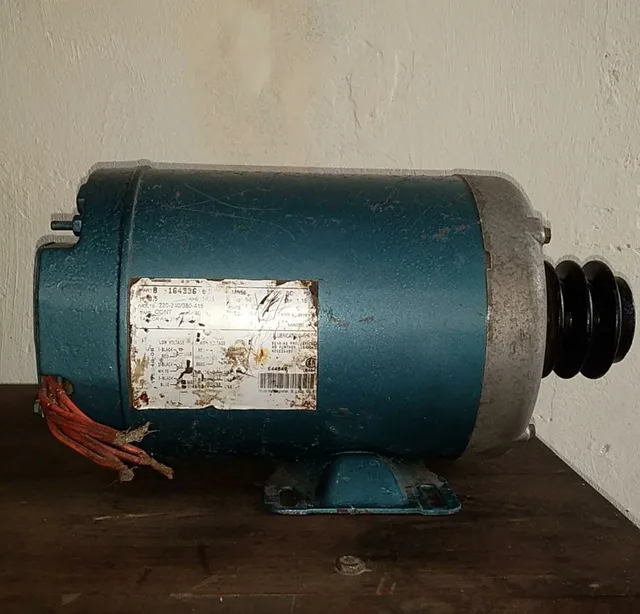 Motor trifásico 2CV