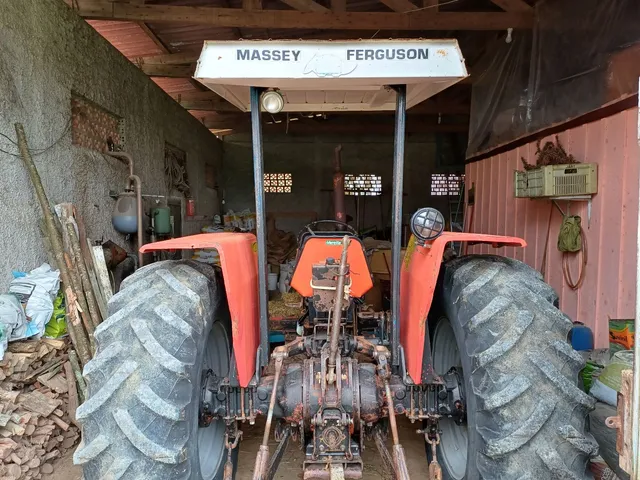 Vendo trator 275 ano 1981 direção hidráulica