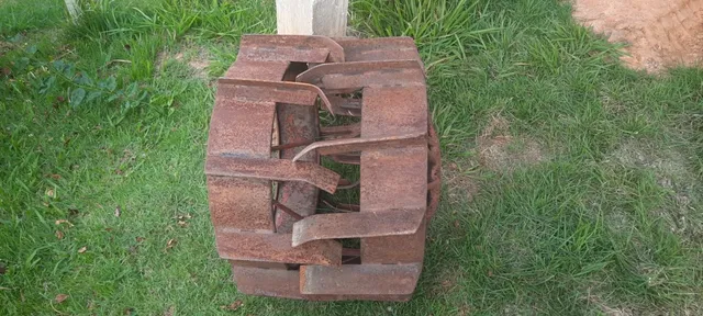 Rodas de Ferro Para Micro Trator Yanmar ou Tobata