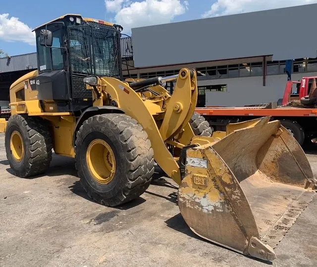 Pa Carregadeira Caterpillar