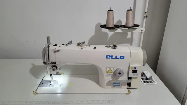 Máquina de costura Reta industrial direct drive semi nova