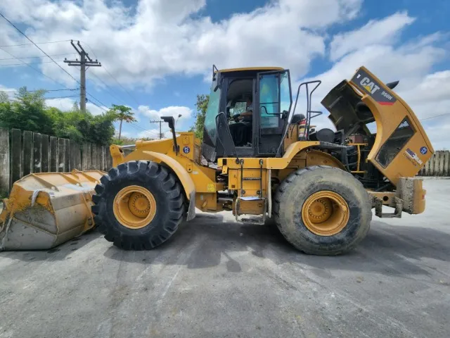 Pá carregadeira Caterpillar 950H| Ano 2014