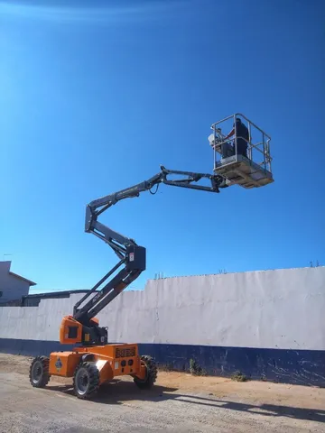 Locação De Plataforma Elevatória Articulada 15 M, 17 M