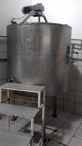 Iogurteirá e Pasteurizador 1.200 litros
