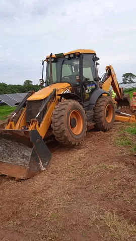 Jcb 4cx ano 2012 