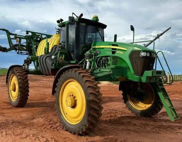 Pulverizador JD 4730