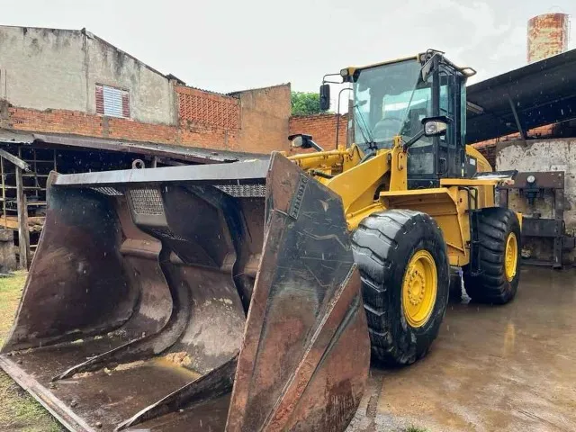 Pá Carregadeira Cat 938H - Oferta!