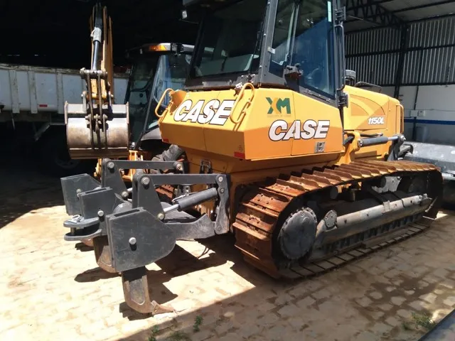 TRATOR DE ESTEIRA CASE 1150L