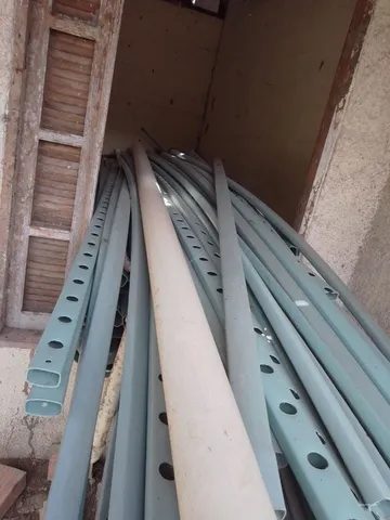 Vendo sistema hidropônico interno completo. Valor 8.000
