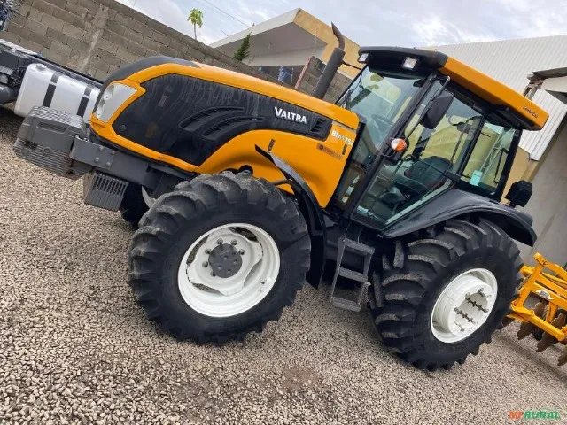trator valtra BM125i cabinado ano 2017