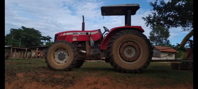 Trator MF 4275 traçado 4x4 ano 2013