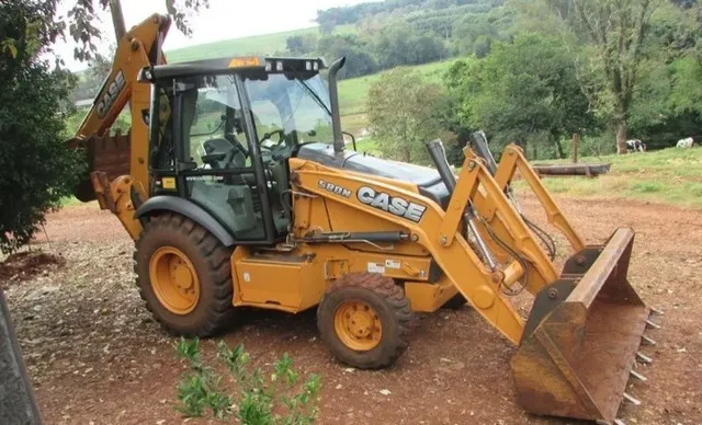 Retroescavadeira case 580n 2015