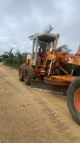 Motoniveladora 
