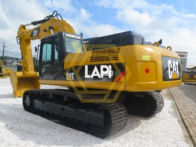 Escavadeira Caterpillar 336DL 2012 totalmente revisada
