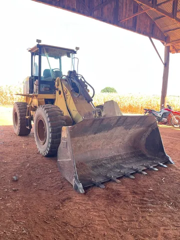 Pá carregadeira catterpiler 924G 2003