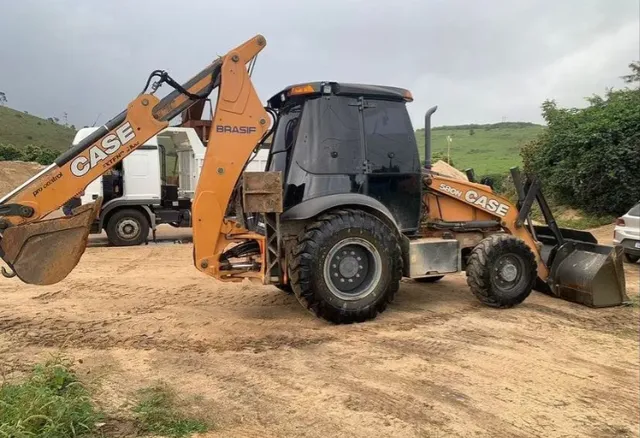 Retroescavadeira case 580n 2019