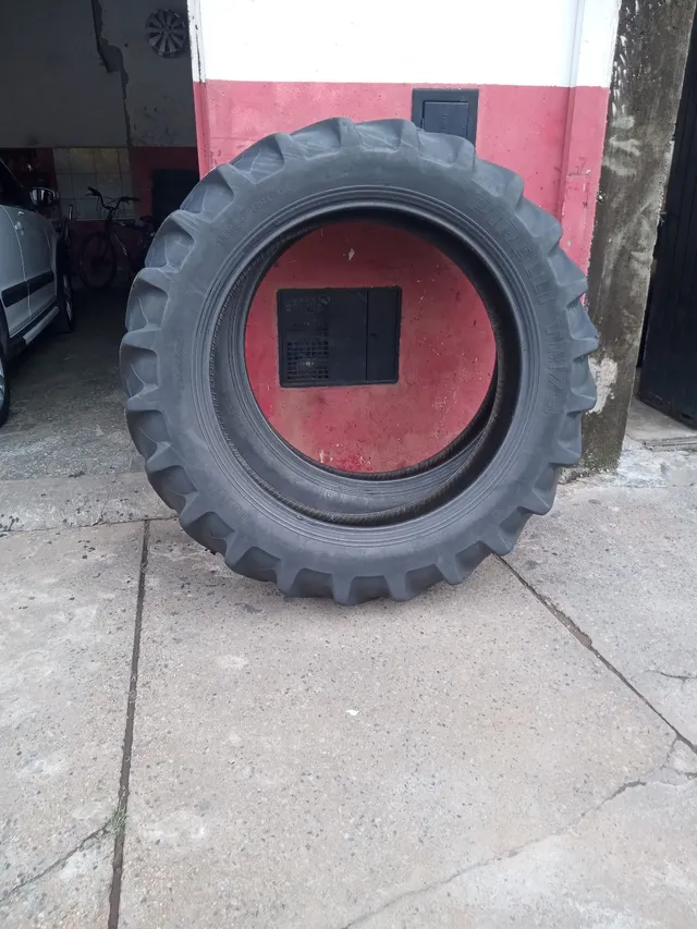 Pneus fino de trator 