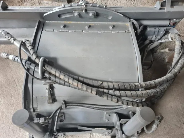 Implemento Fresadora De Asfalto Bobcat 60cm Semi Nova 2018