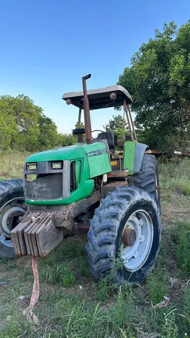 Trator agrale