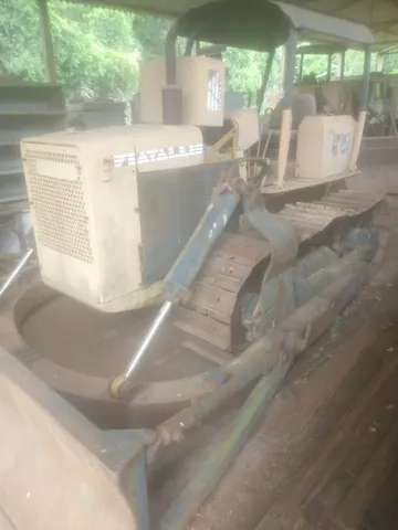 Trator de Esteira Fiat AD7B Motor MWM Ano !978 Funcionando