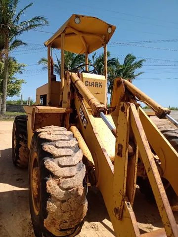 Carregadeira Michigan 55c