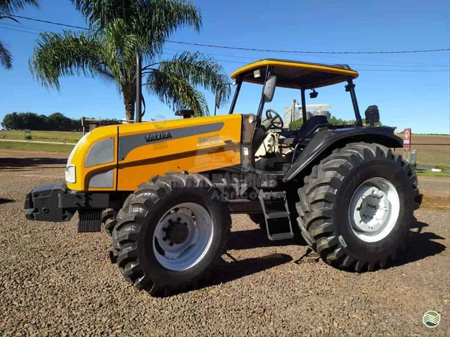 Trator Valtra Santarém 