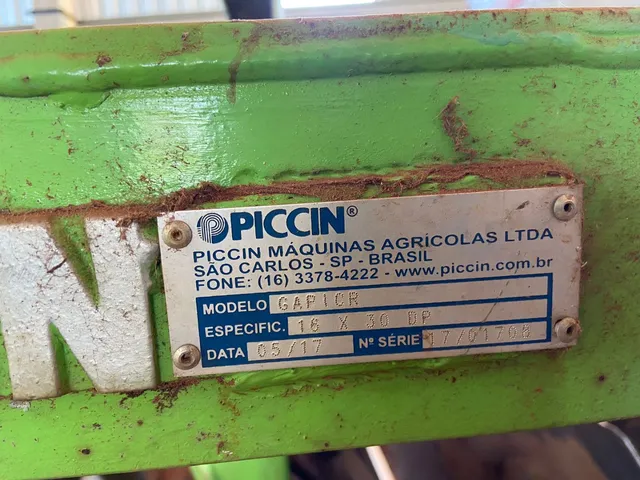 Grade aradora