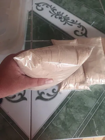 Temos guaraná em pó a pronta entrega.