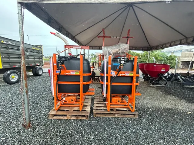 Pulverizador Agricola 600 lts, Barra de 12 mts
